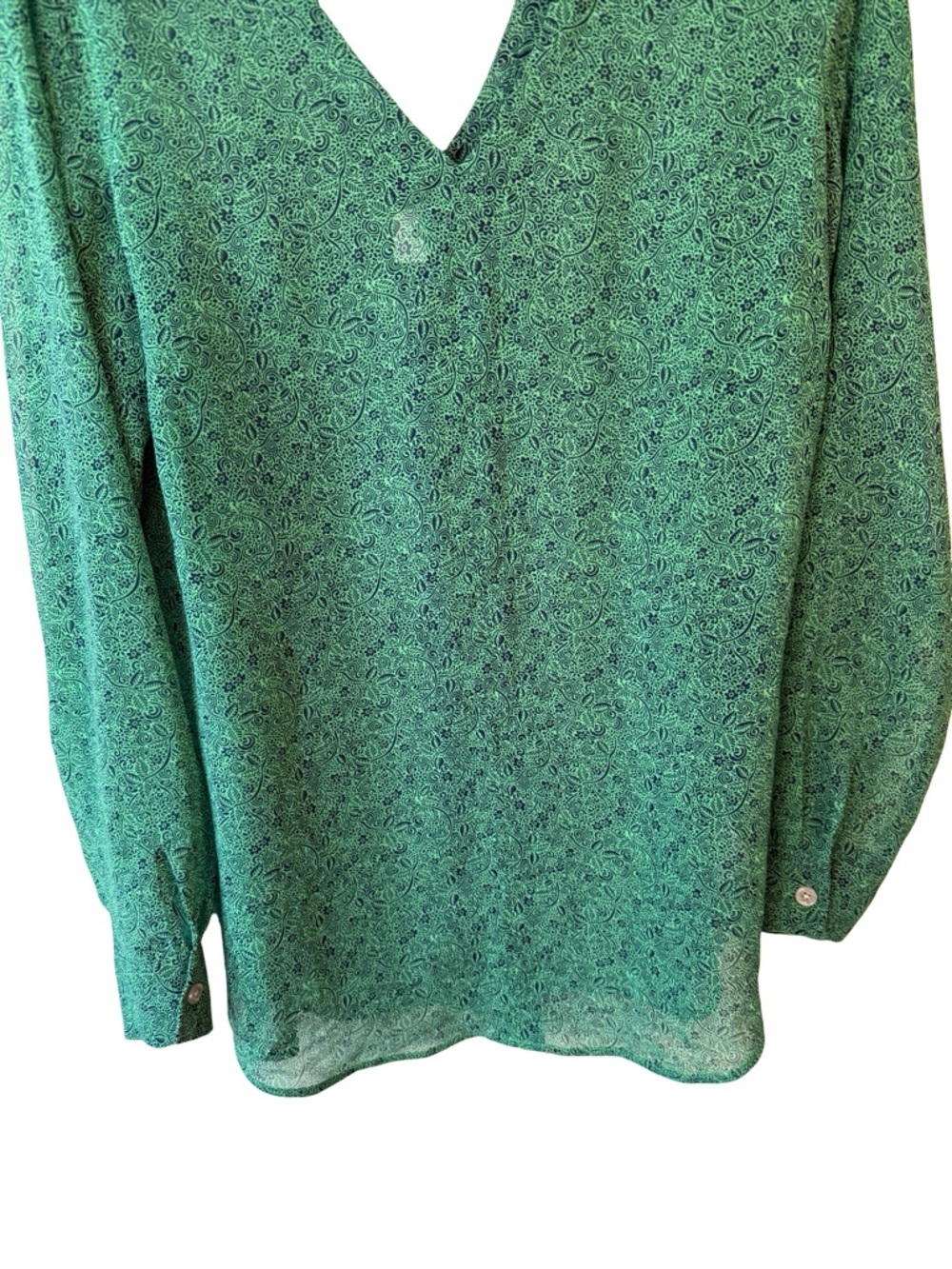 CAbi Green Paisley V-Neck Sheer Blouse Size S Lightweight Flowy Casual - Picture 12 of 14